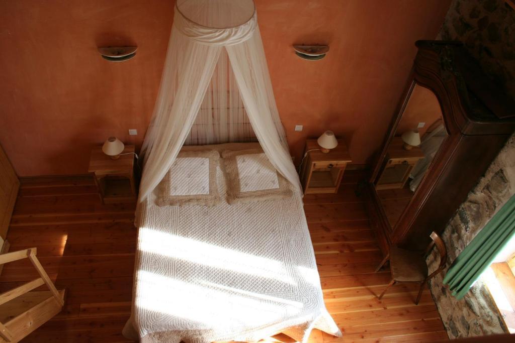 Chambres D'Hotes La Cime Beaujolaise Poule-lès-Écharmeaux Værelse billede