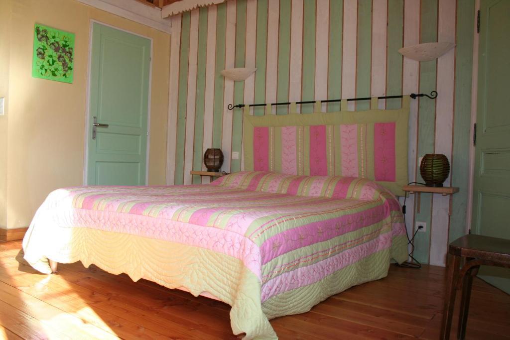 Chambres D'Hotes La Cime Beaujolaise Poule-lès-Écharmeaux Værelse billede