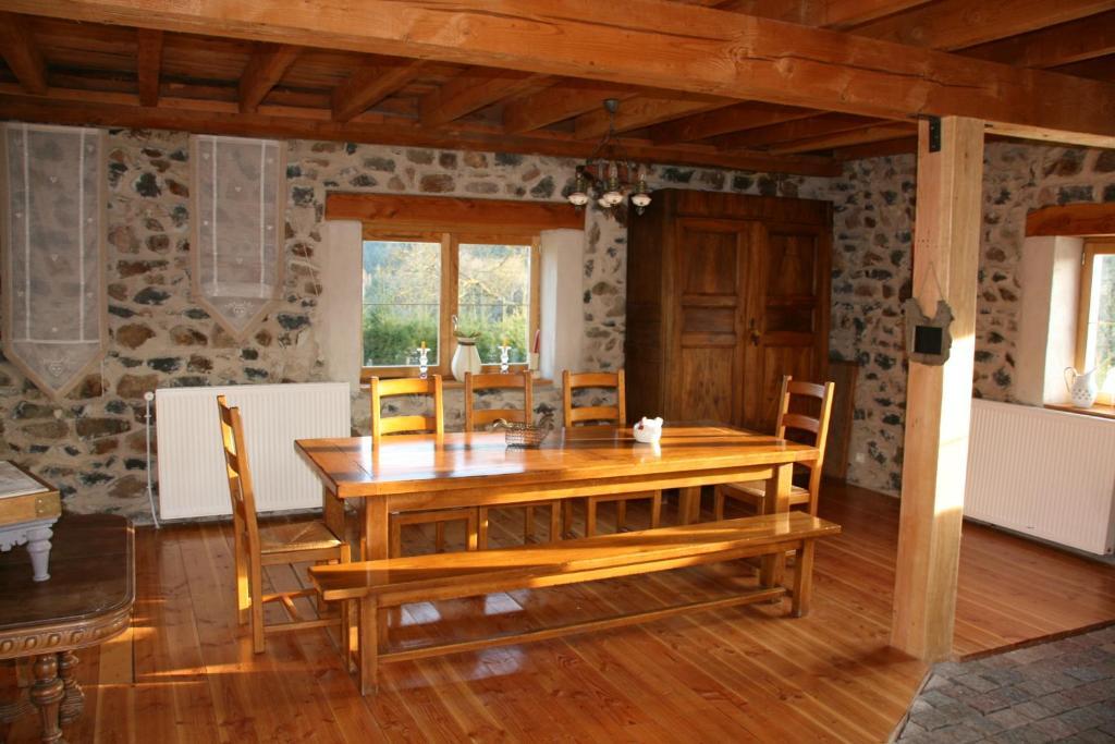 Chambres D'Hotes La Cime Beaujolaise Poule-lès-Écharmeaux Eksteriør billede
